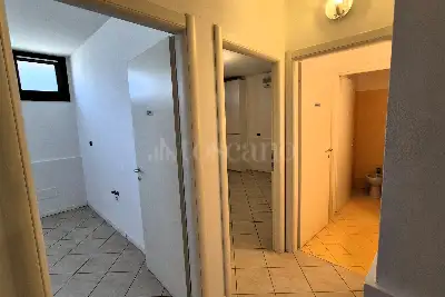 Ufficio in affitto, Via Sant'Adeodato, Cantù