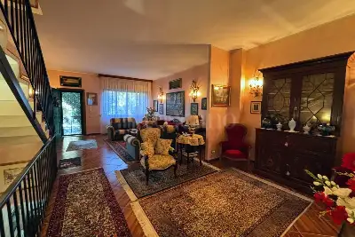 Villino a Schiera in vendita, Via Terpandro, Roma