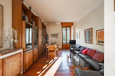 Casa in vendita, Viale Certosa 16, Milano