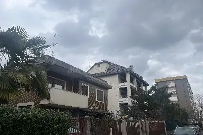 Casa in vendita, Via Angelo Bisi, Milano