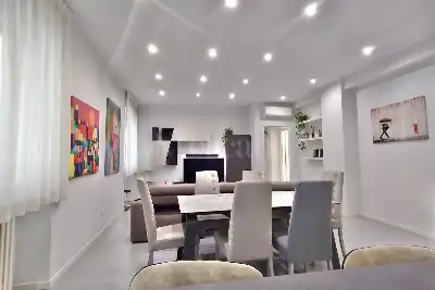 Casa in vendita, Via Mantova, Brescia