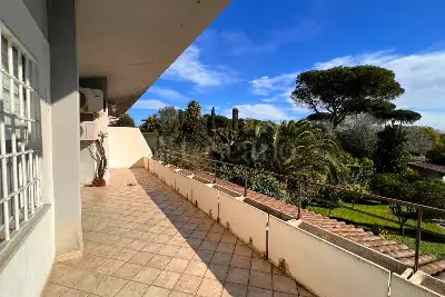 Villa in vendita, Via Alceo, Roma