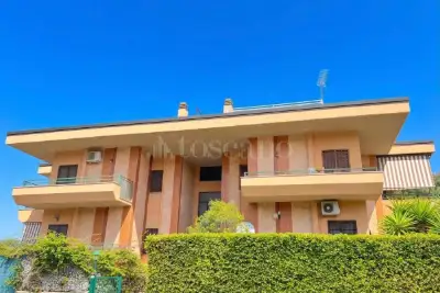 House for sale, Largo Guglielmo La Pegna, Roma