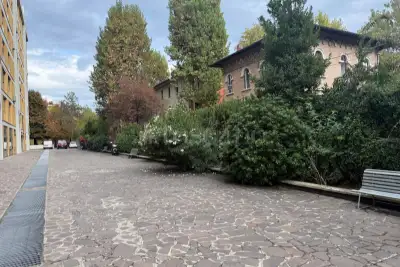 Casa in vendita, Piazza A. Manzoni, Modena