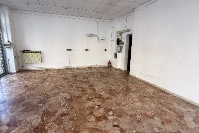 Negozio in vendita, Via di Santa Zita, Genova