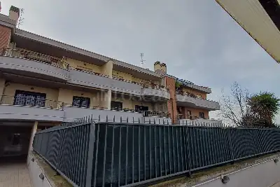 Casa in vendita, Via Francesco Aquilanti, Roma