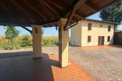 Casa Indipendente in vendita, Via San Michele, Castelfranco Emilia