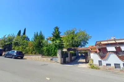 Casa in vendita, Via Pegognaga, Roma