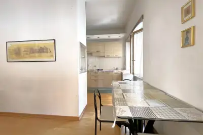 Casa in vendita, Via Caprese, Roma