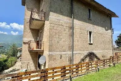 Palazzo in vendita, Via Alcide De Gasperi, Grottolella, Grottolella