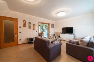 Villino a Schiera in vendita, Via della Chiesa, Prata di Pordenone