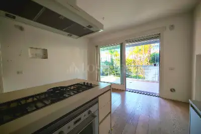 Casa in vendita, Via Pindaro, Roma