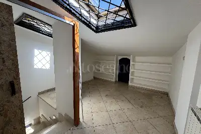 Villa Bifamiliare in vendita, Via Badia Pavese, Roma