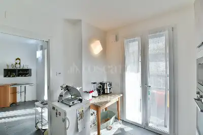 Casa in vendita, Viale Giulio Cesare, Como