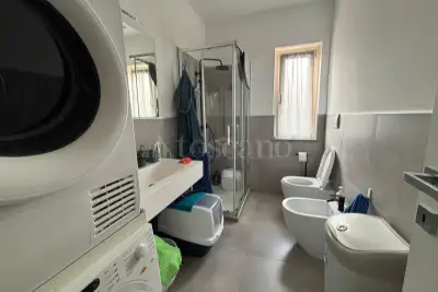 Villino a Schiera in vendita, Via Radicofani, Pomezia