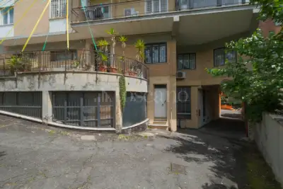 Casa in vendita, Via Carlo Amoretti, Roma
