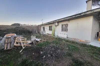 Casa Indipendente in vendita, Via Cimego, Roma