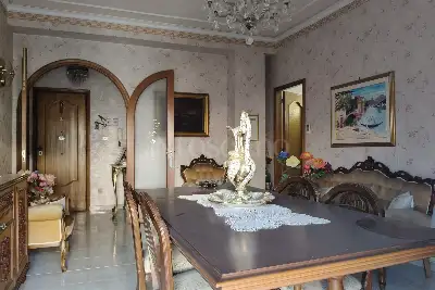 Casa in vendita, Via Montebello, Catania