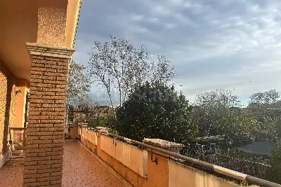 Villa in vendita, Viale dei Romagnoli, Roma