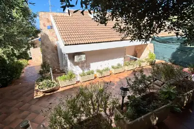 Villa Bifamiliare in vendita, Via dei Carrubi, Quartu Sant'Elena