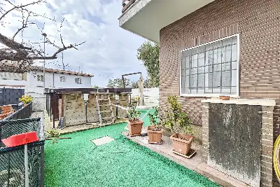 Villino a Schiera in vendita, Via dell'Orione, Pomezia