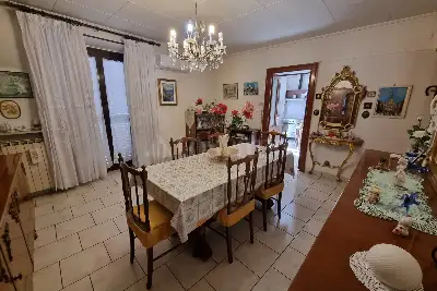 Casa in vendita, Via Giacomo Matteotti, Arcisate