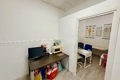 Negozio in vendita, Via Vittorio Veneto, Nettuno