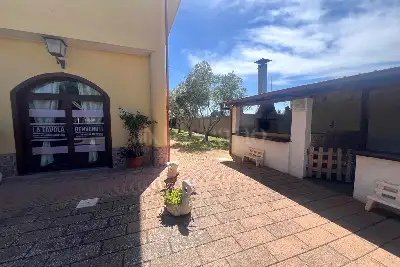 Casa in vendita, Via Antonio Vivaldi, Uta