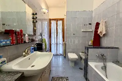 Casa in vendita, Via Dipignano, Roma