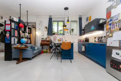 Laboratorio in vendita, Via Lario, Milano
