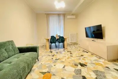 Casa in vendita, Via Cenisio, Milano