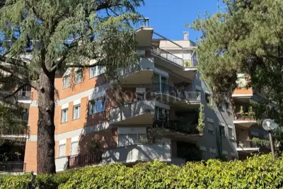 Casa in vendita, Via Dicomano, Roma