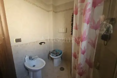 Villino a Schiera in vendita, Via Jenne, Anzio