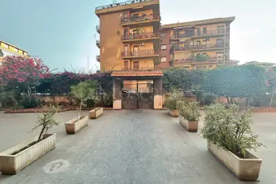 Casa in vendita, Via Curia, Catania