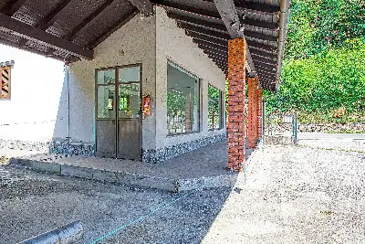 Stabile Uso Ufficio in vendita, Via Provinciale, Grantola