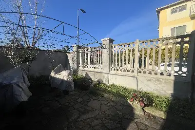 Casa Indipendente in vendita, VIA DELLE ROSE, Milano