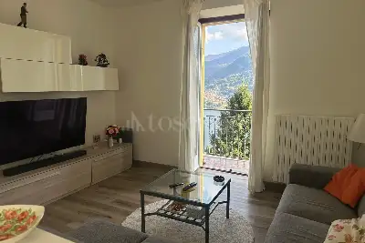 Casa in vendita, Via al Noce, Moltrasio