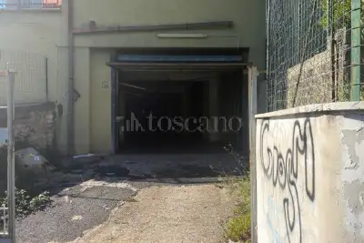 Box in vendita, Via Augusto Tebaldi, Roma