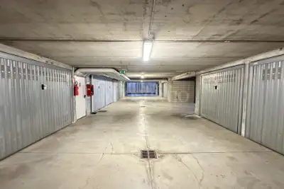 Box in vendita, Via Privata Rosalba Carriera, Milano