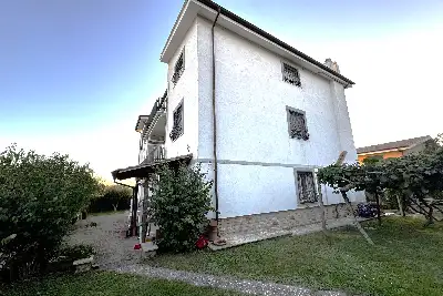 Casa in vendita, Via di Colle Febbraro , Roma