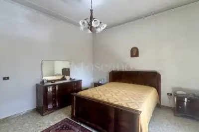 Casa Indipendente in vendita, Via dell'Alloro, Prato