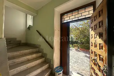 Casa Indipendente in vendita, Via Tuscolana, Roma