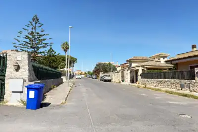Villa in vendita, Via Sciacca, Siracusa