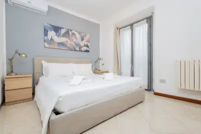 House for sale, Via Raffaello Sanzio 1, Milano