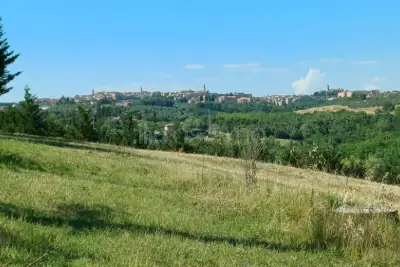 Villa in vendita, Strada del Lucherino, Siena