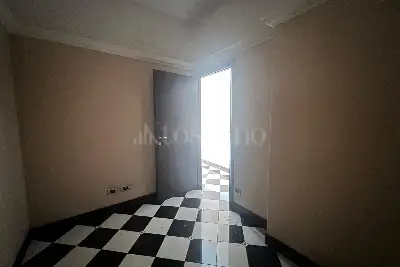 Negozio in affitto, Via Mentana, Como