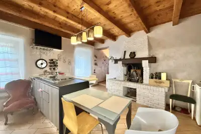 Villino a Schiera in vendita, Via del Garda, Valeggio sul Mincio