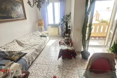 Casa in affitto, Via Pietro Nenni, Genova