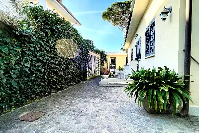Villa in affitto, Via Bussana, Fiumicino