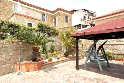 Casa Indipendente in vendita, Via Duca D'Aosta, Montecorice